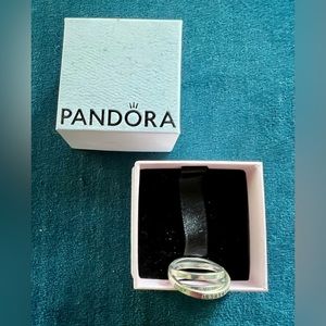 Pandora Ring